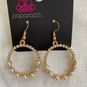 P1. Gold hanging hoops earring